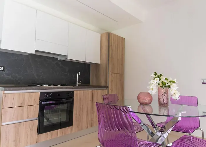 Independence House Holiday Catania